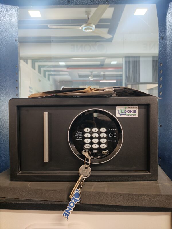 SAFE 0-LAPTOP